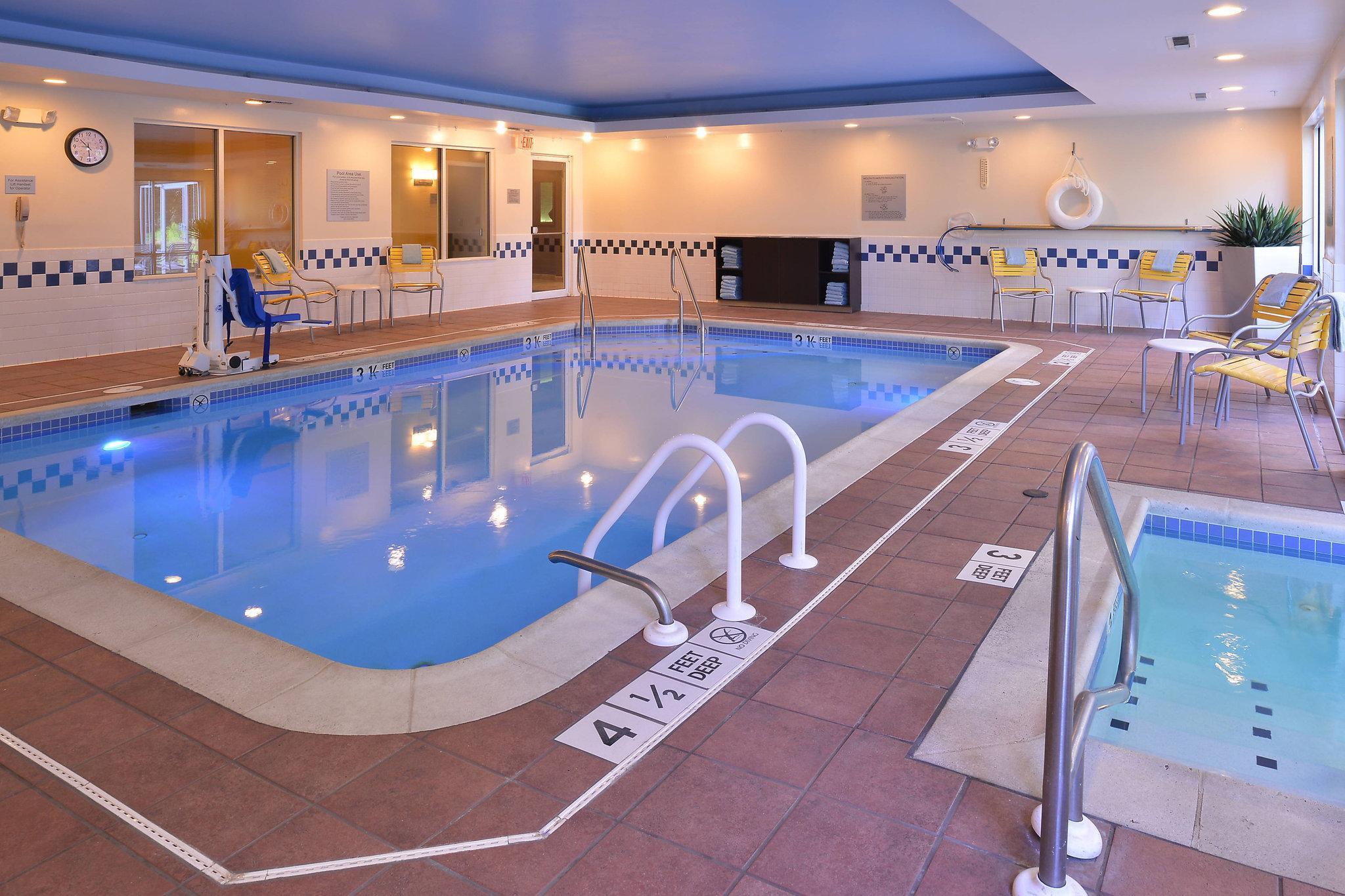 Comfort Inn & Suites Mt Laurel-Philadelphia Маунт Лорел Екстериор снимка