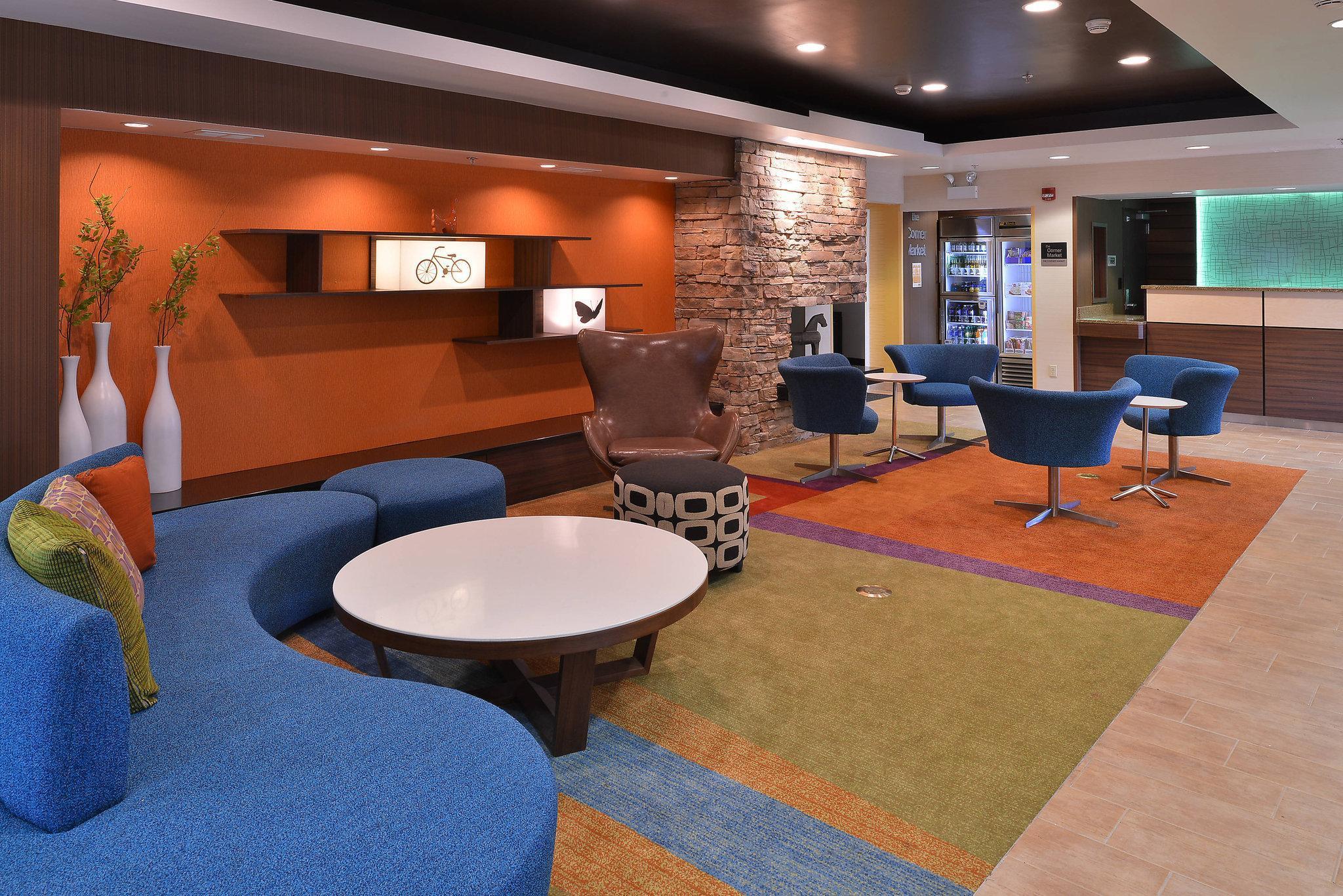 Comfort Inn & Suites Mt Laurel-Philadelphia Маунт Лорел Екстериор снимка