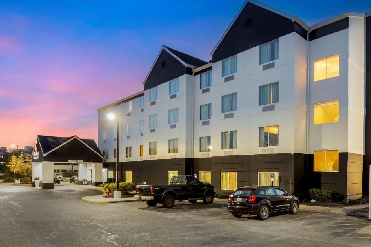 Comfort Inn & Suites Mt Laurel-Philadelphia Маунт Лорел Екстериор снимка