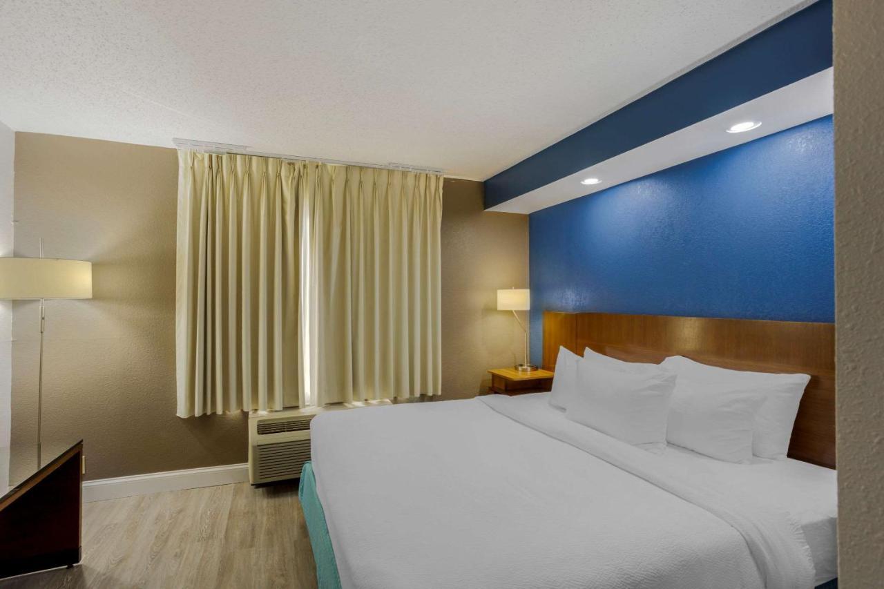 Comfort Inn & Suites Mt Laurel-Philadelphia Маунт Лорел Екстериор снимка